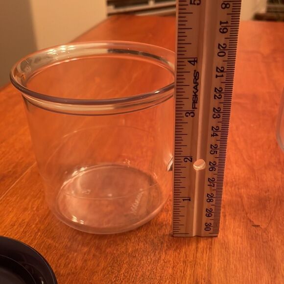 Set of 3 Tupperware Acrylic Cups with Lids/Coasters - Picture 7 of 10